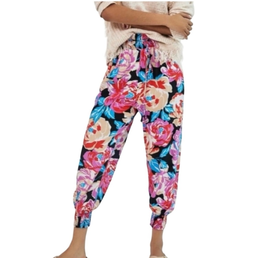 By Anthropologie Aniya Balloon Floral jogger relaxed pants